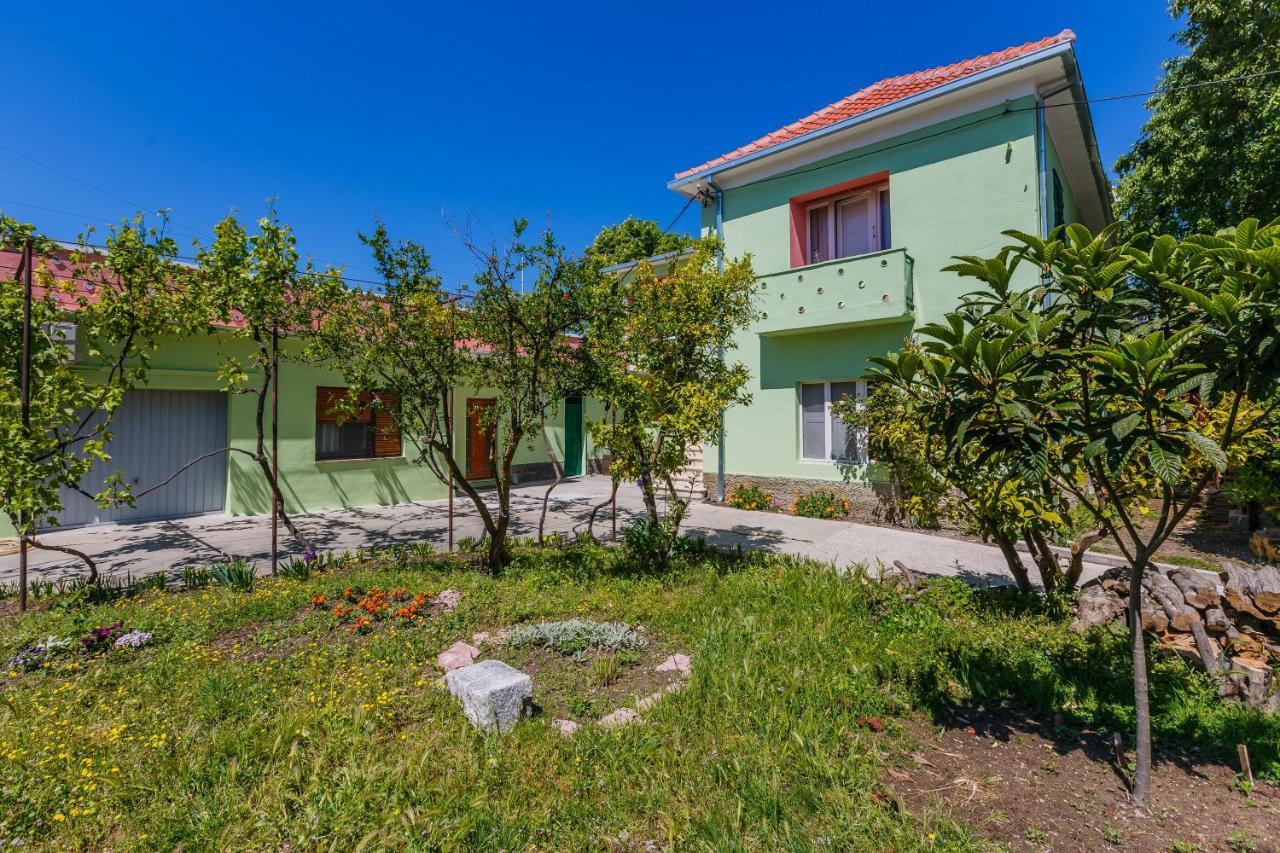 Apartments By The Sea Kastel Stari, Kastela - 14577 ภายนอก รูปภาพ